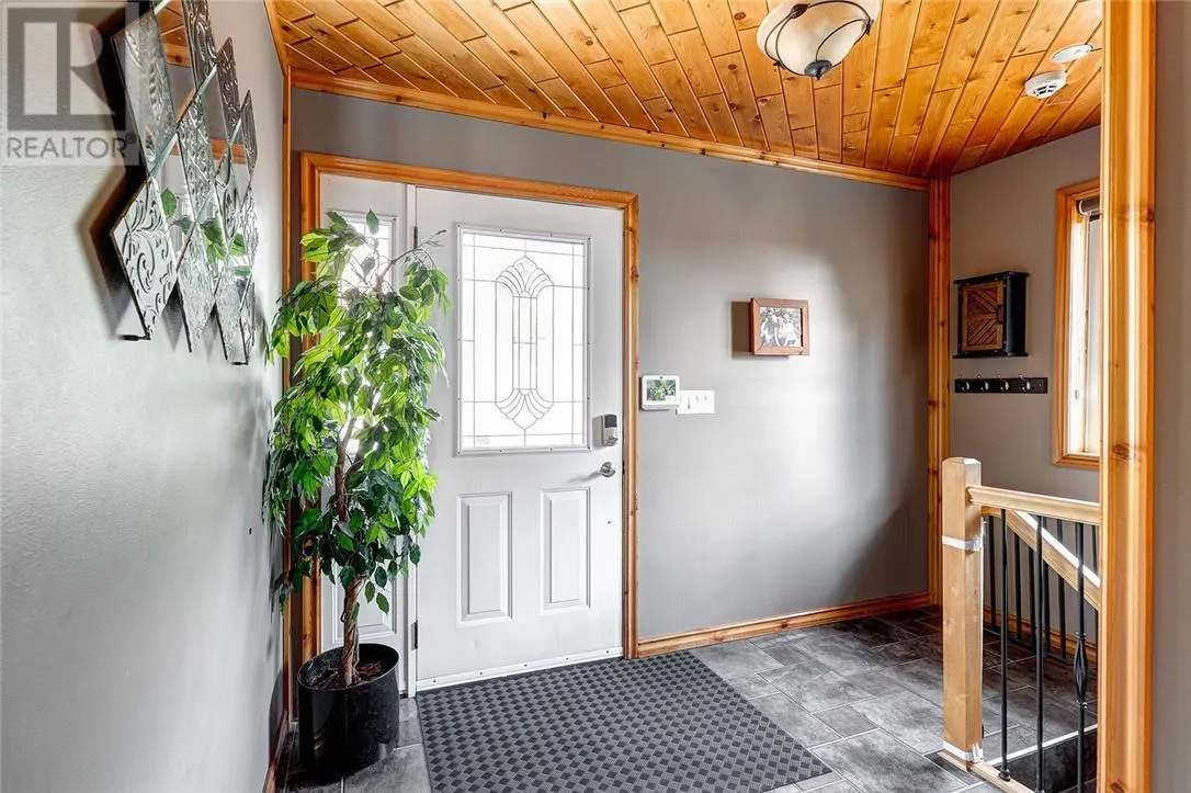 366 Northshore Road
