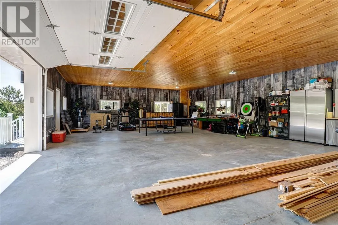 366 Northshore Road