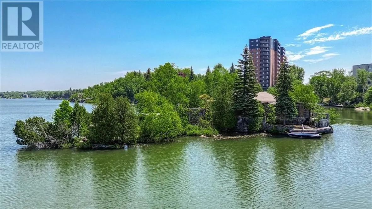 0 Nepahwin Island