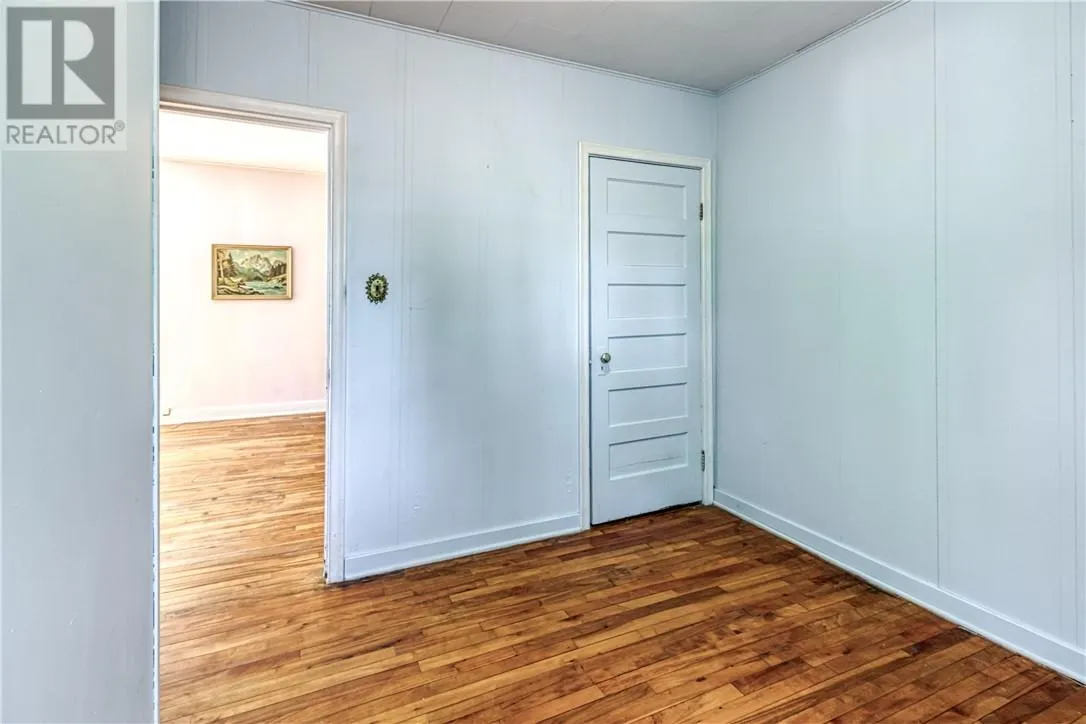 14 Oak Avenue