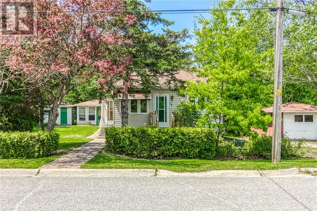 14 Oak Avenue