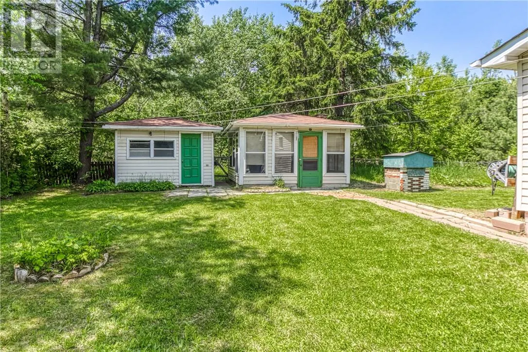 14 Oak Avenue