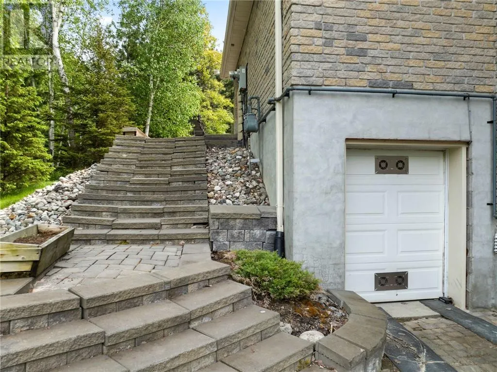 580 Dew Drop Road