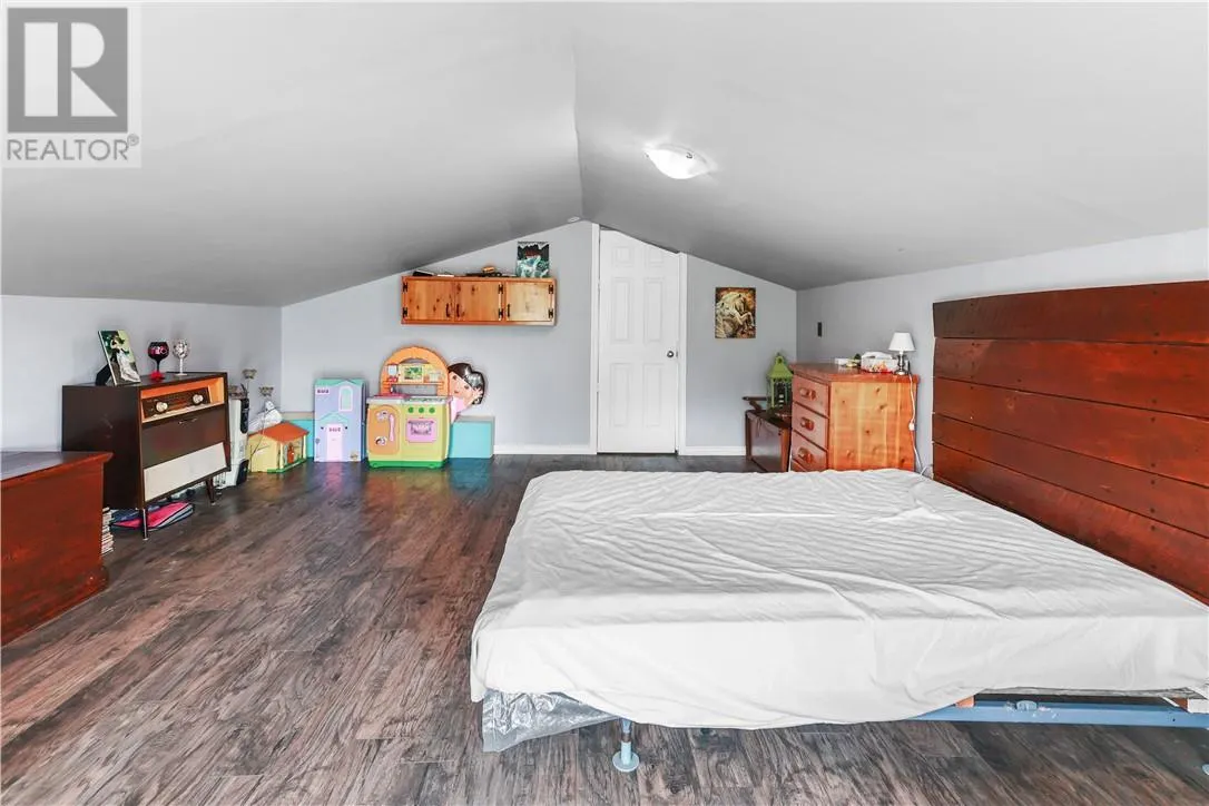 5751 BIDWELL