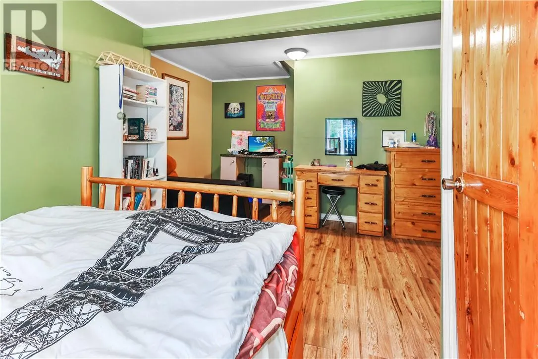5751 BIDWELL