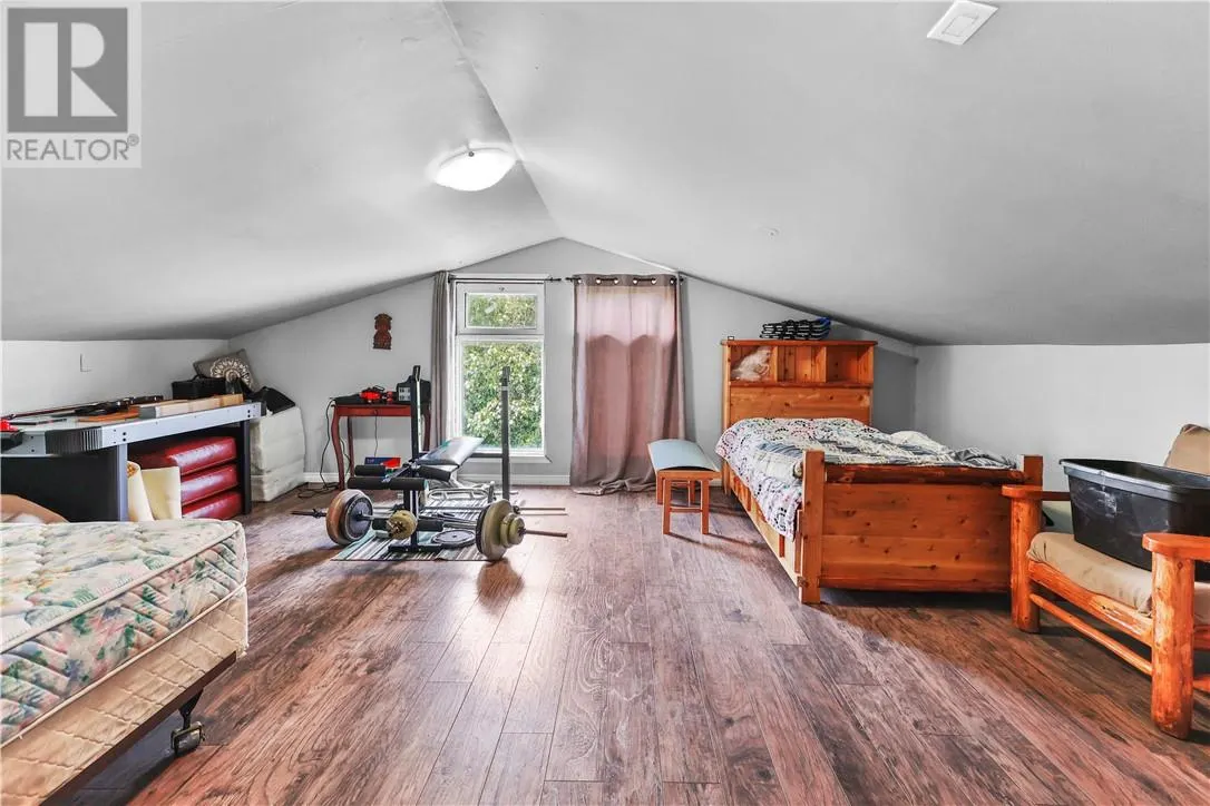 5751 BIDWELL
