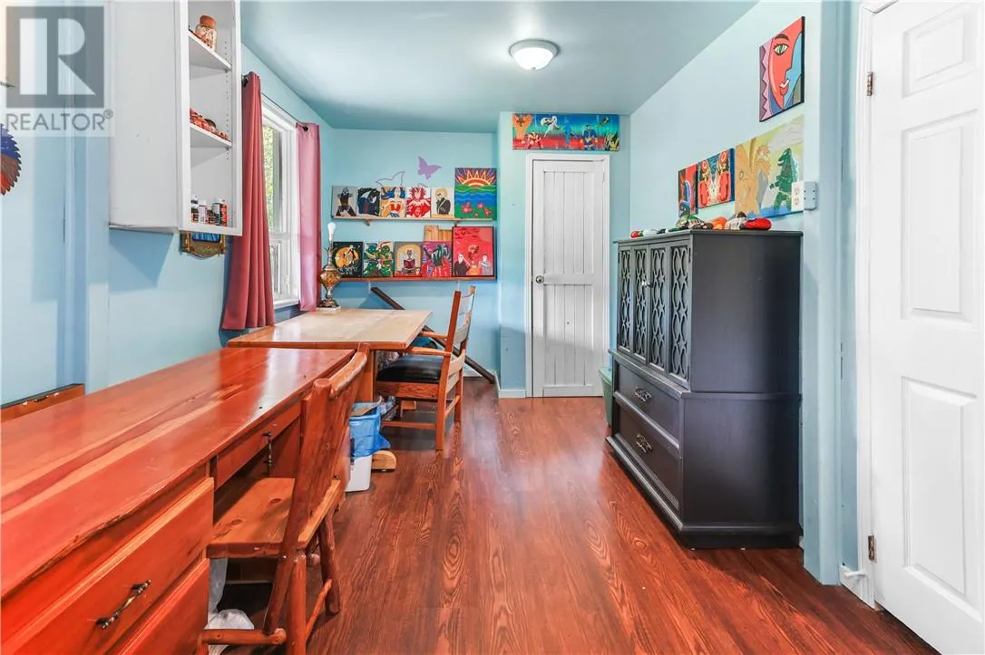 5751 BIDWELL