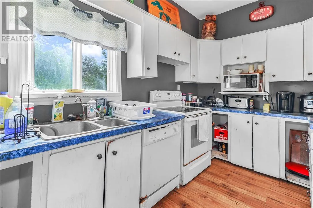 5751 BIDWELL