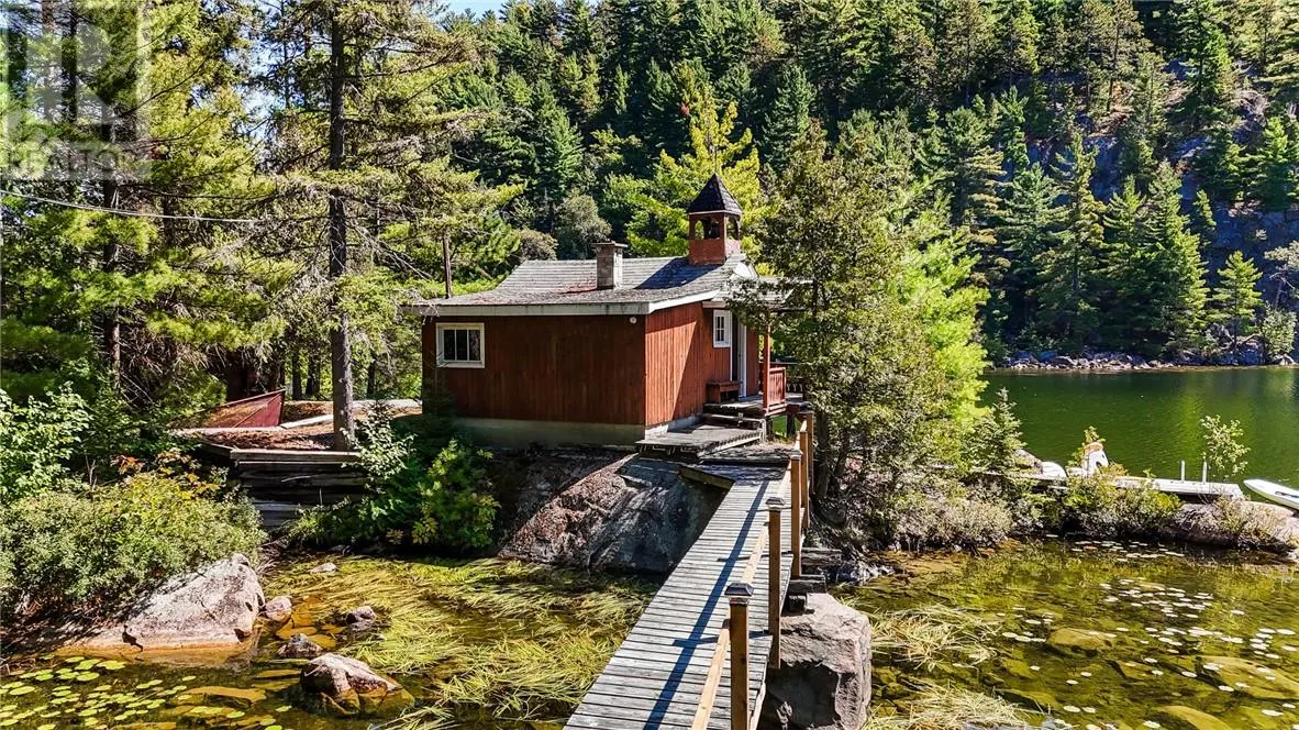 1 Windy Lake Shorty's Island