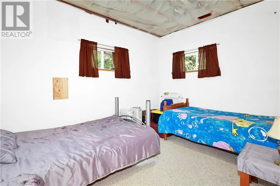19 JANICE Drive