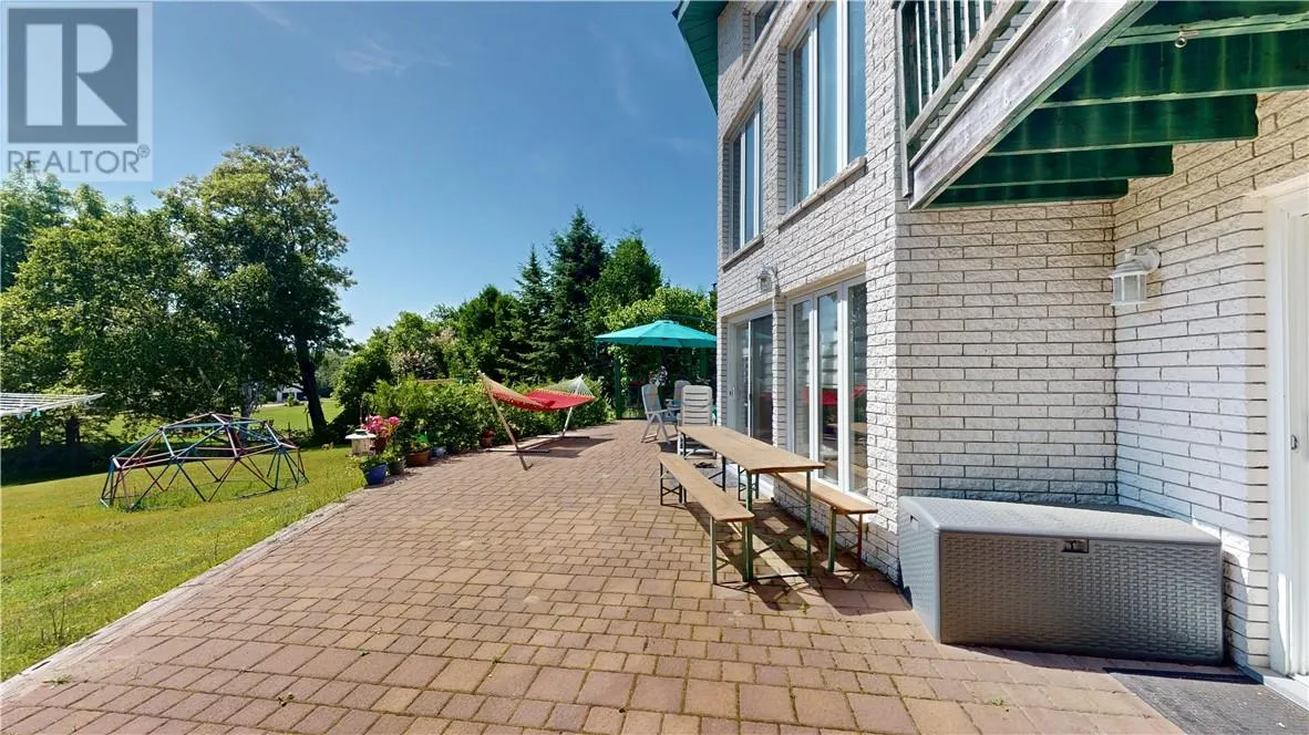 8 Pleasant View Terrace