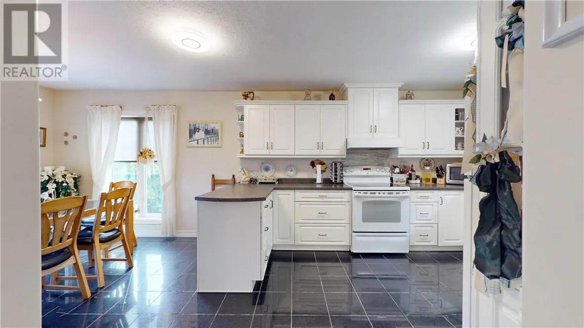 8 Pleasant View Terrace