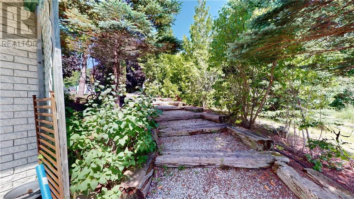 8 Pleasant View Terrace