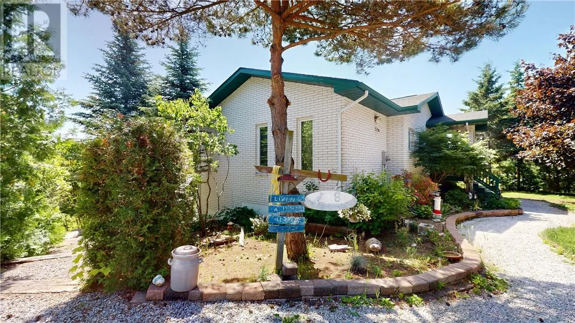 8 Pleasant View Terrace