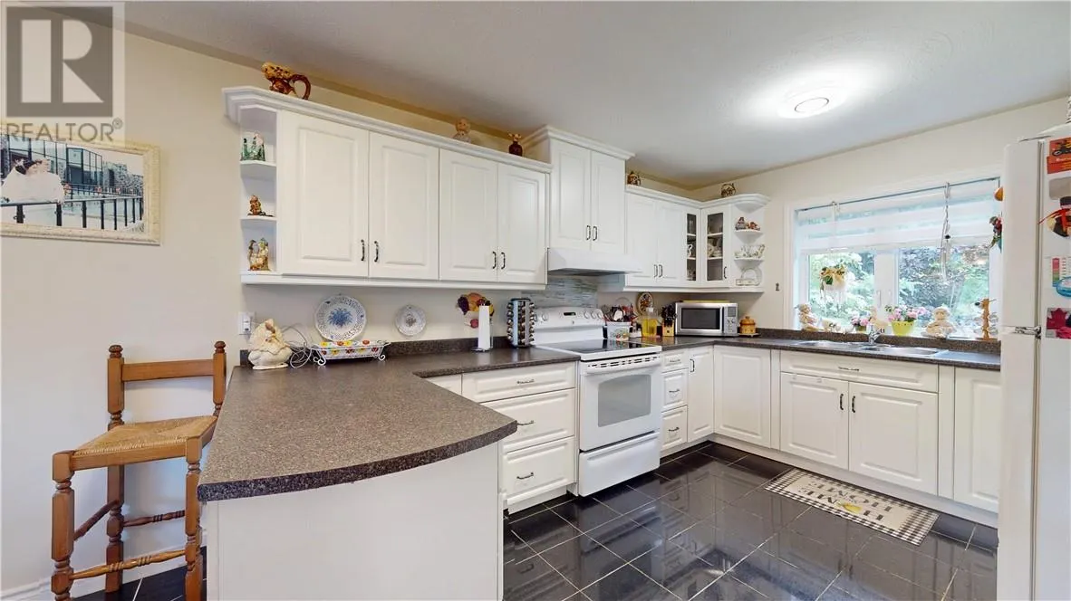 8 Pleasant View Terrace