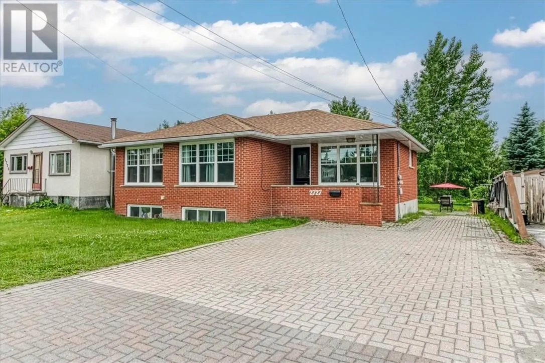 2727 Bancroft Drive