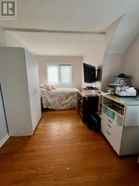 70 Spruce Ave