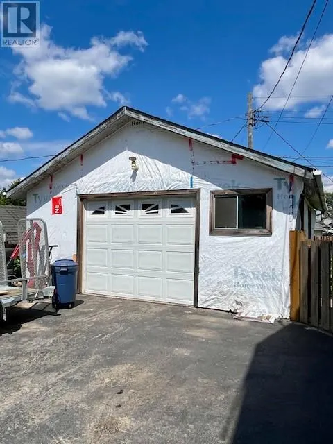 70 Spruce Ave
