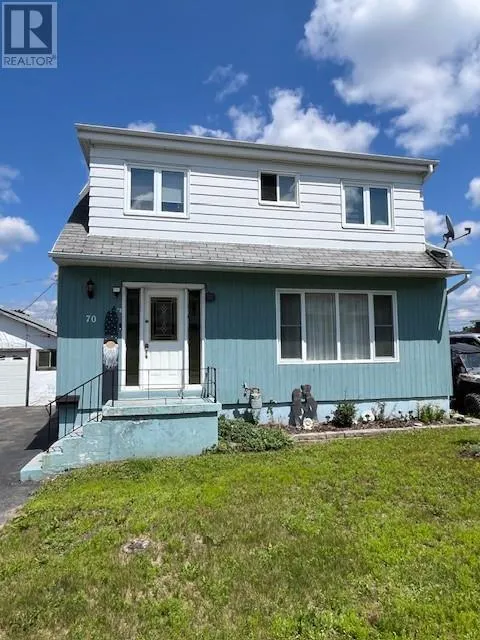 70 Spruce Ave