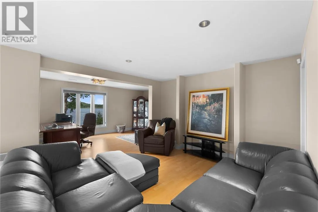 2130 South Bay Road