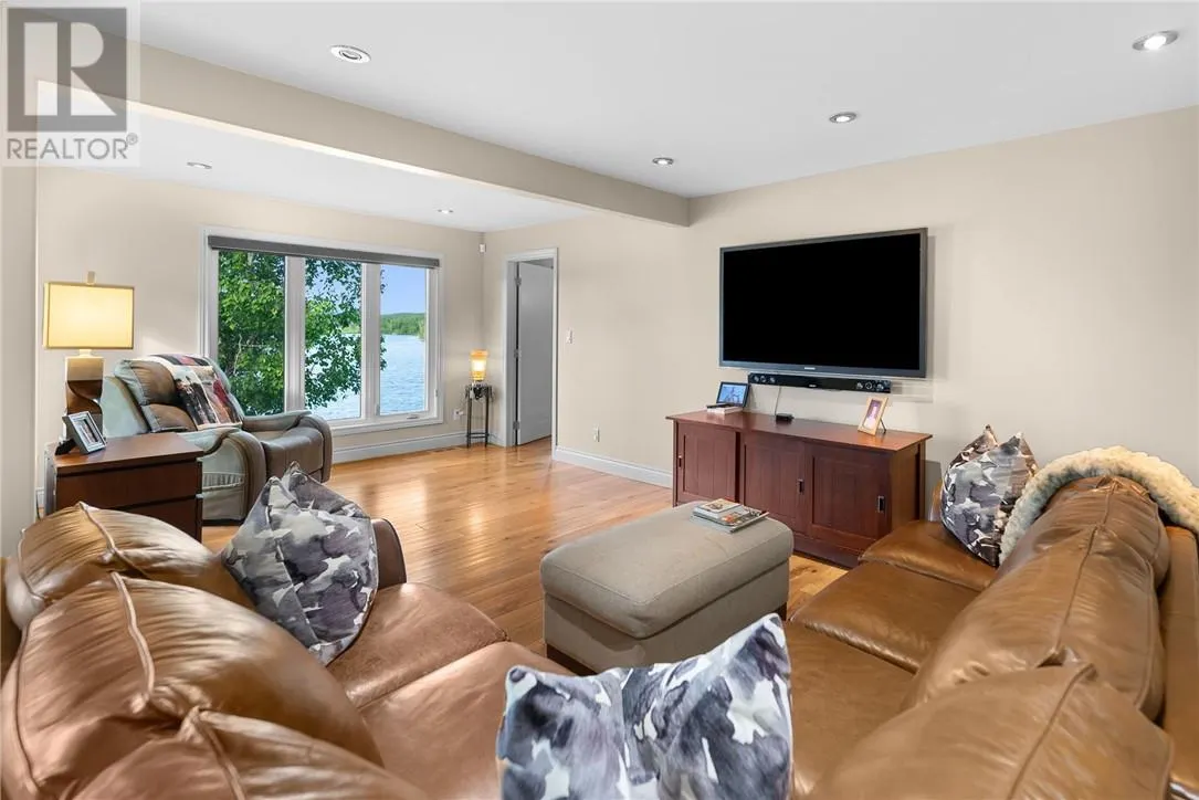 2130 South Bay Road