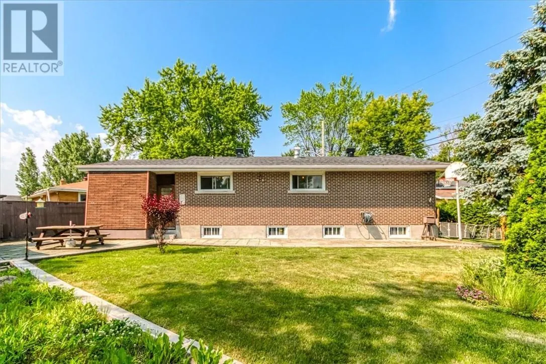 990 Delwood Court
