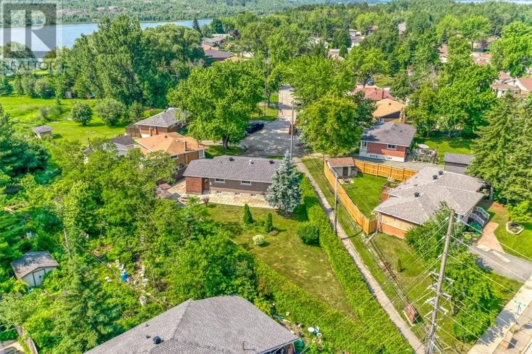 990 Delwood Court