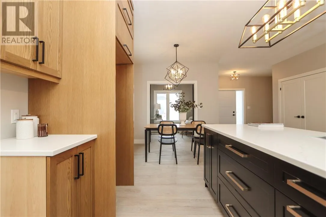 33 Teravista Way