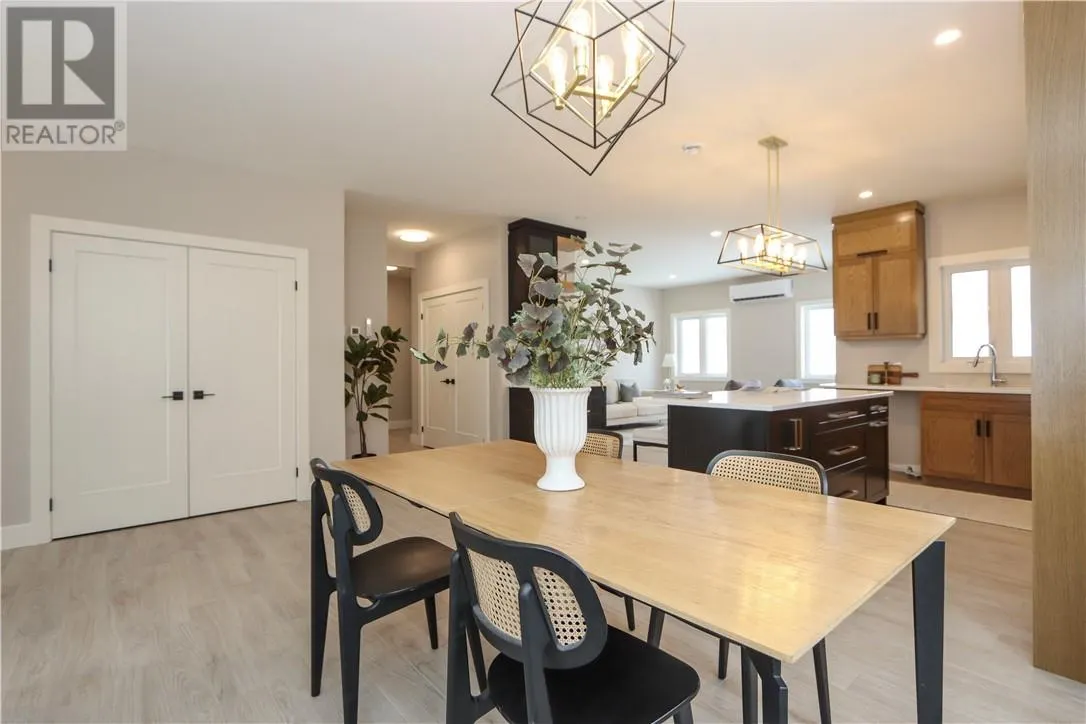 33 Teravista Way