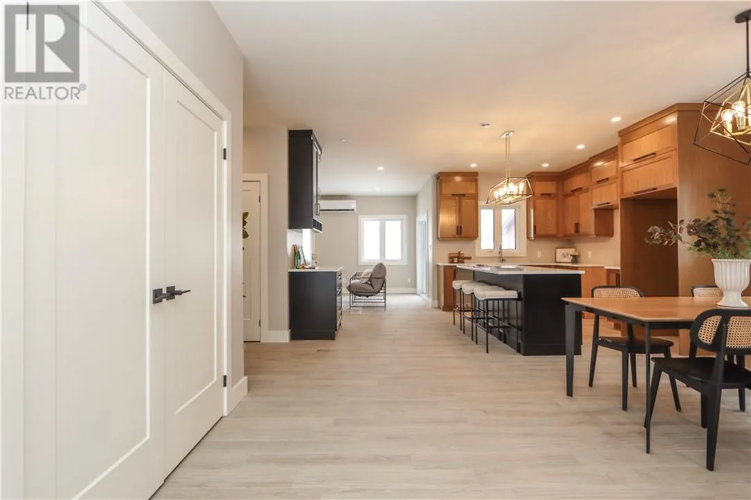 33 Teravista Way
