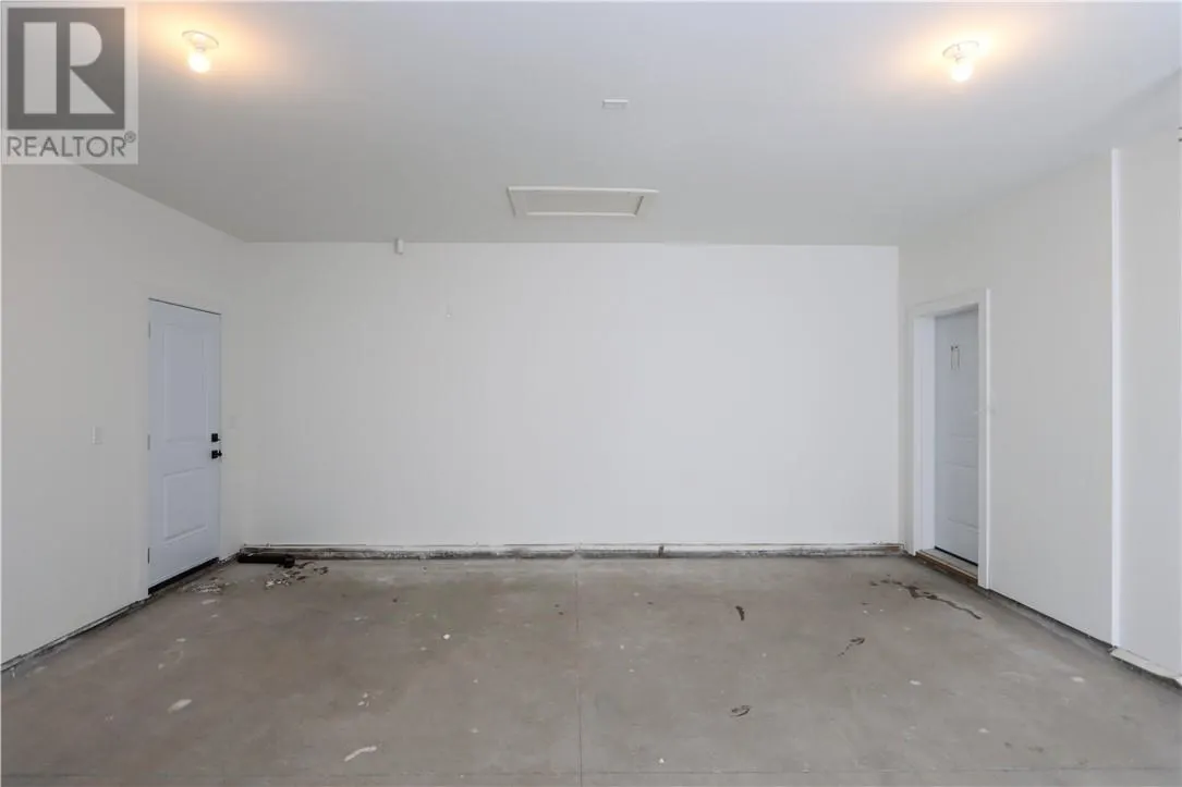 33 Teravista Way