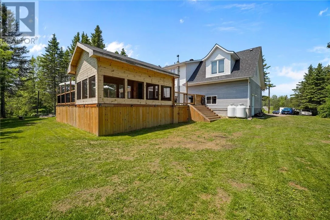 9262 Highway 17