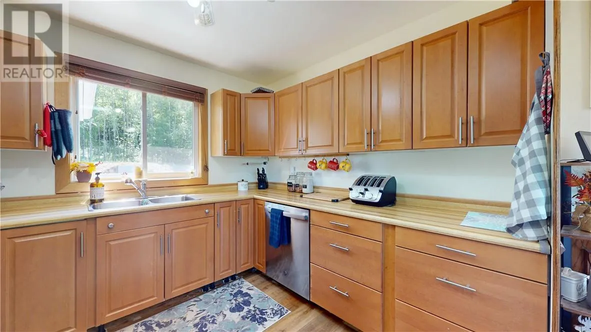 129 Maple