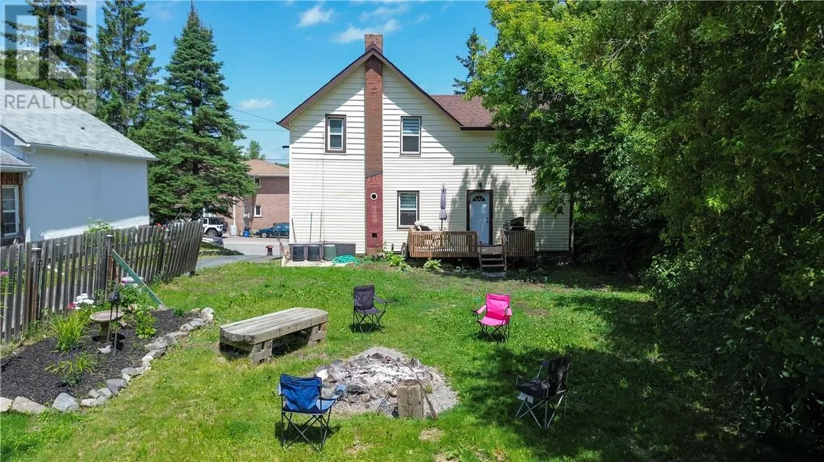 335 Poplar Street