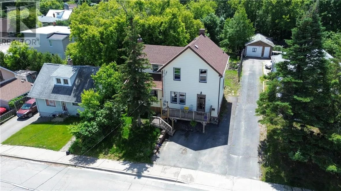 335 Poplar Street