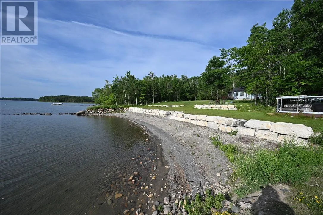 320 Maple Point Road