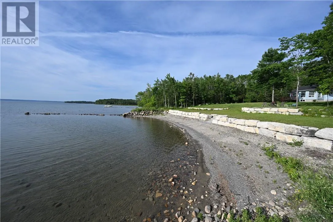 320 Maple Point Road