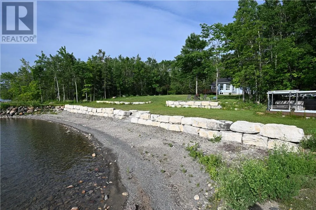320 Maple Point Road