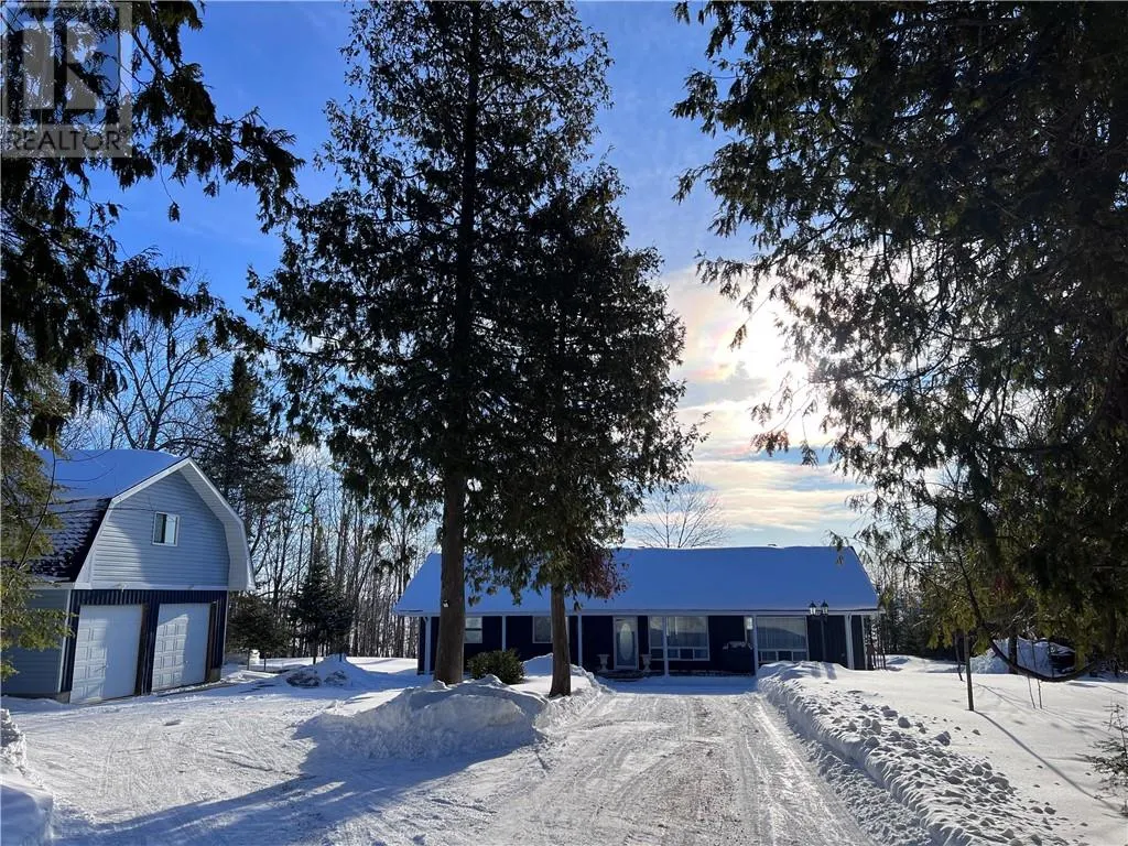 320 Maple Point Road