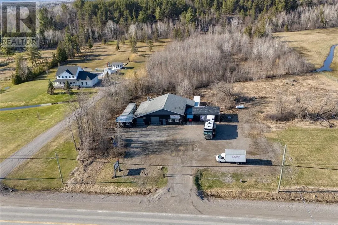 2858 Highway 144 E