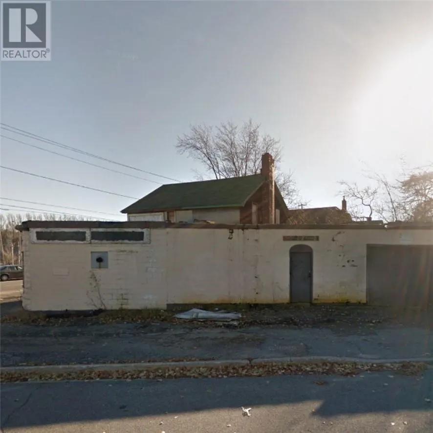 433 LORNE Street