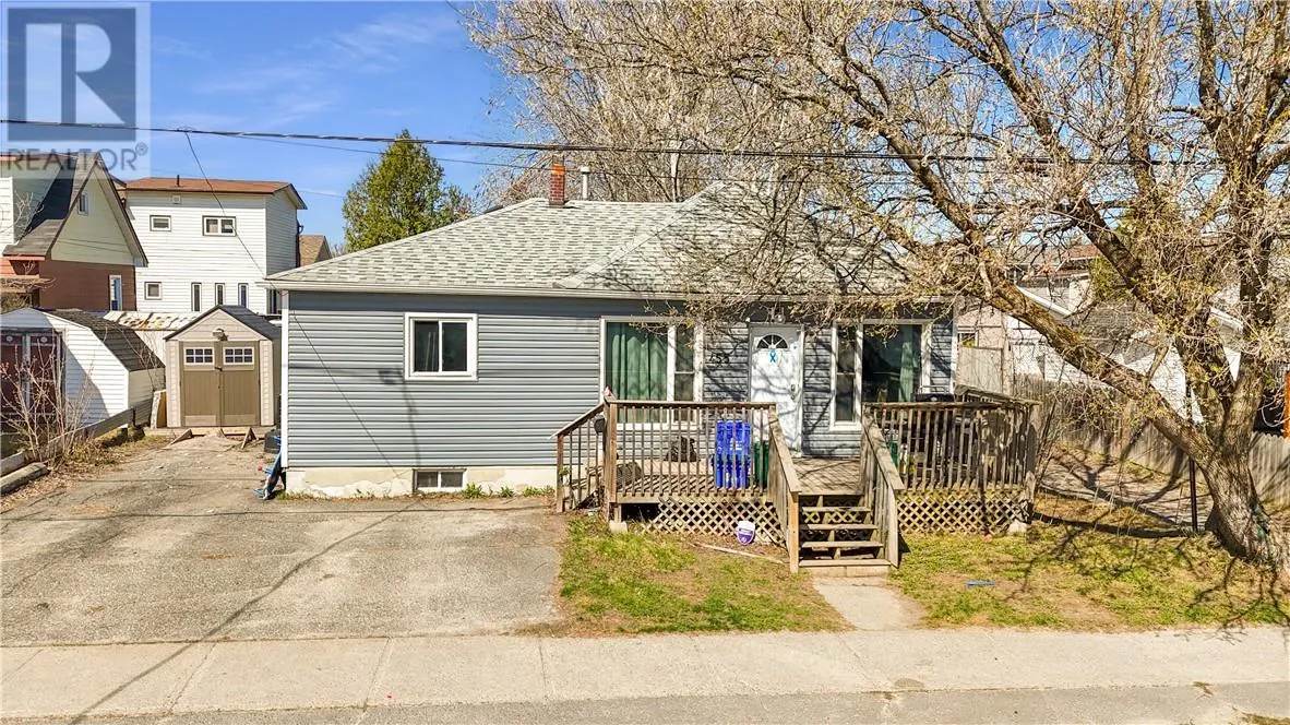 455 Percy Avenue