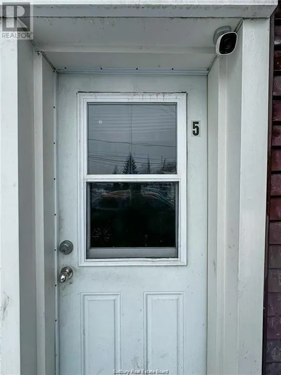76 Kathleen Street