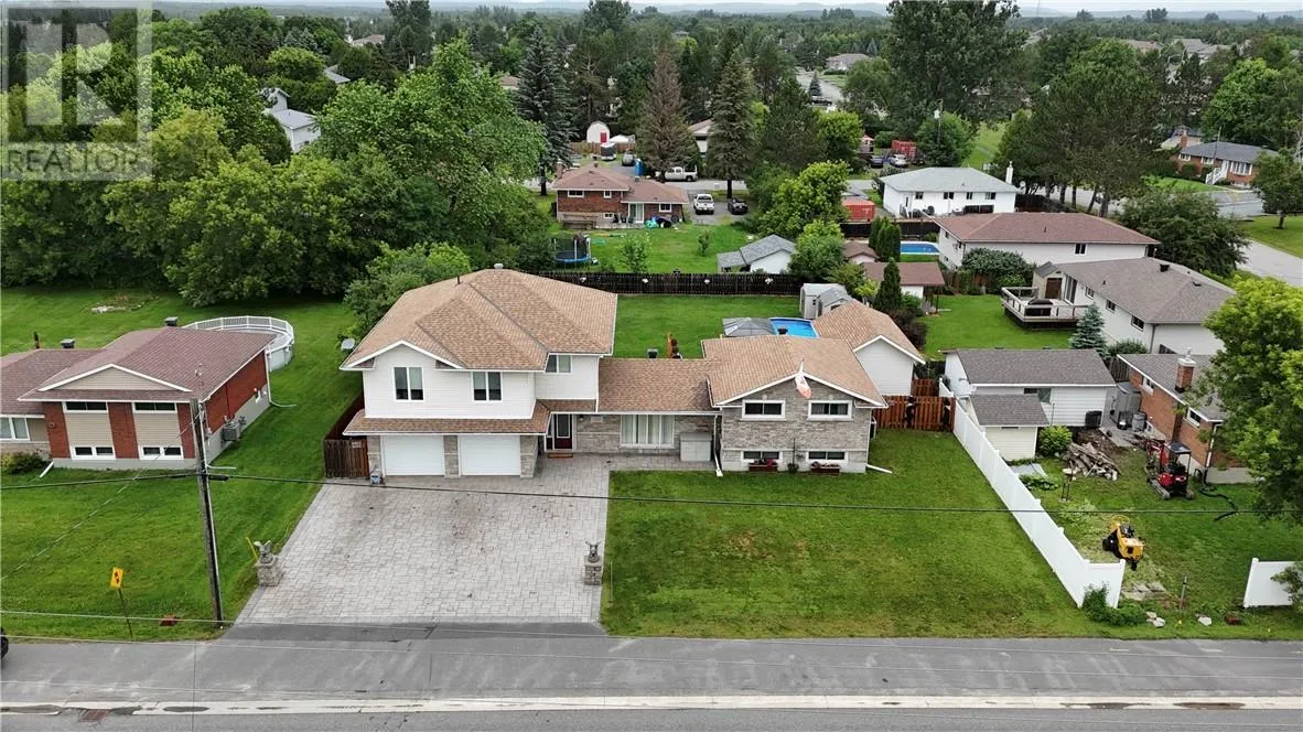 1512 Dominion