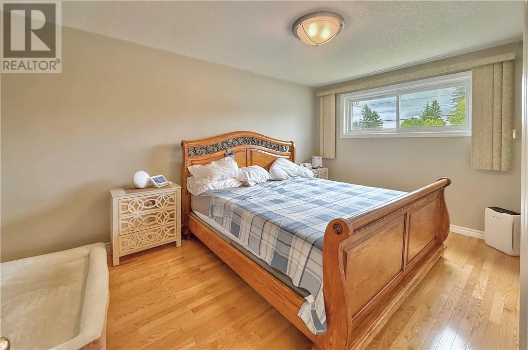 1512 Dominion