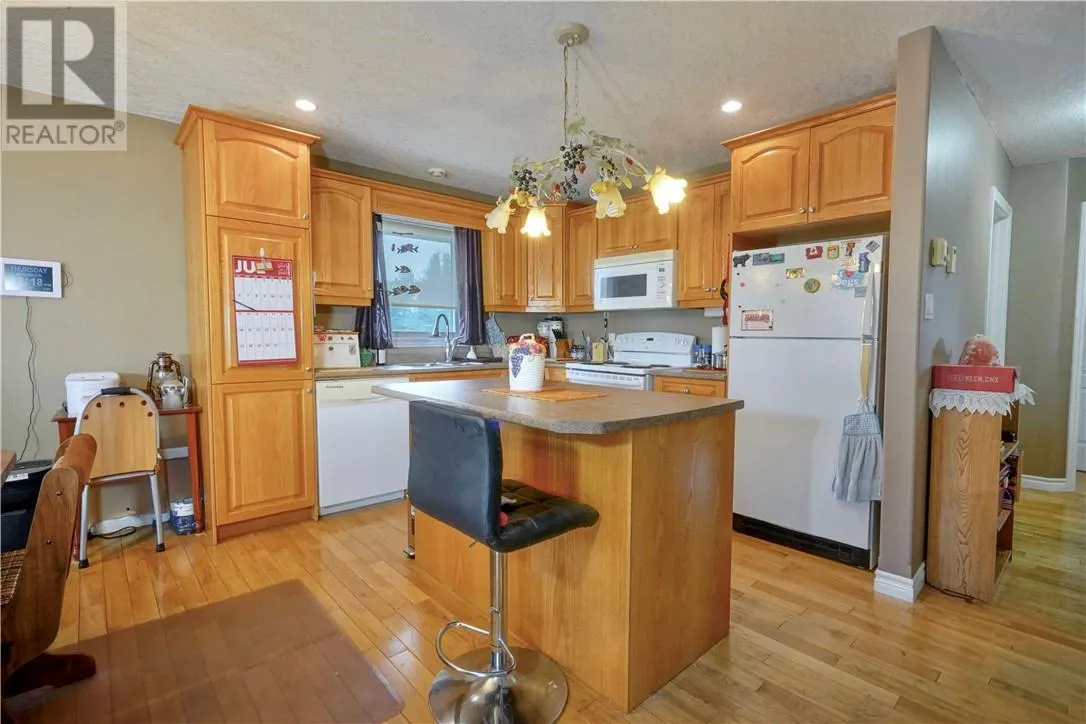 1512 Dominion