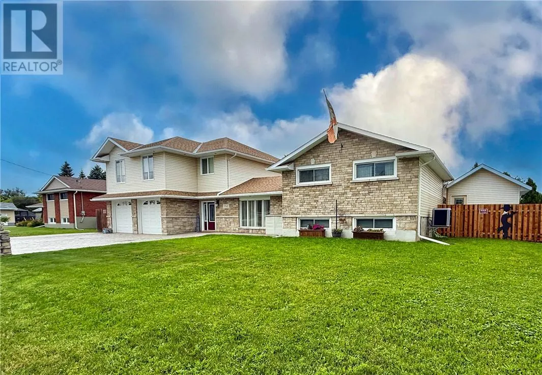 1512 Dominion