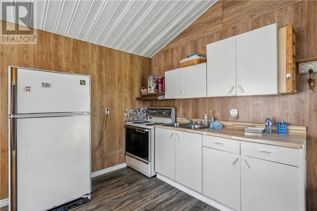 2343 Vermillion Lake Road