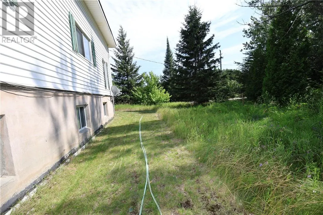 2097 Falconbridge Highway