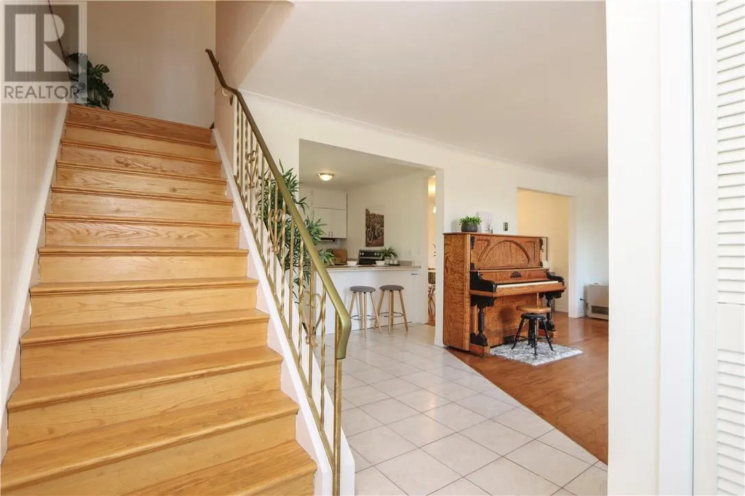 512 Edgehill Drive